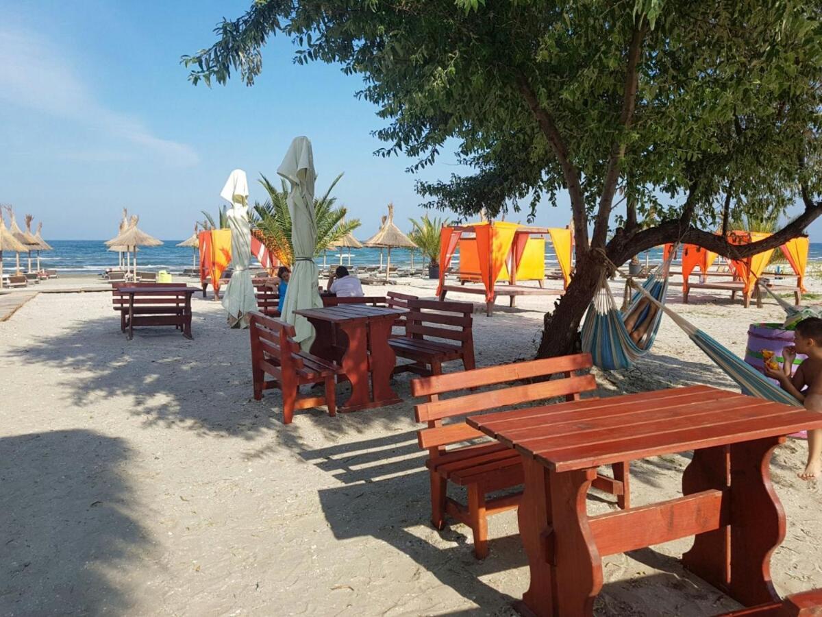 Caraibe Resort Năvodari Екстериор снимка