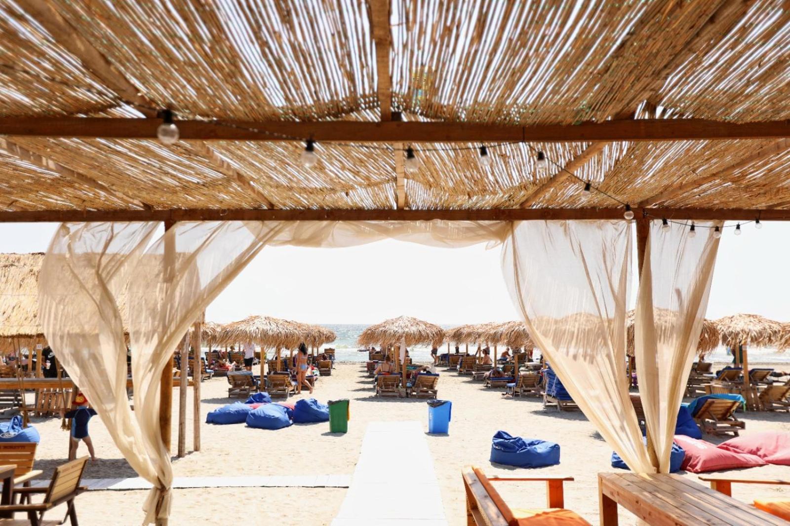 Caraibe Resort Năvodari Екстериор снимка